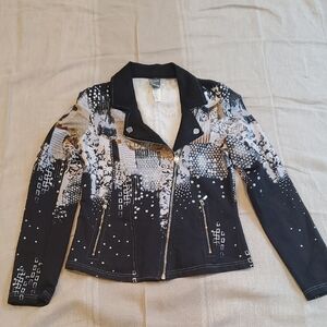 Stylish Black and White Women's  Jacket